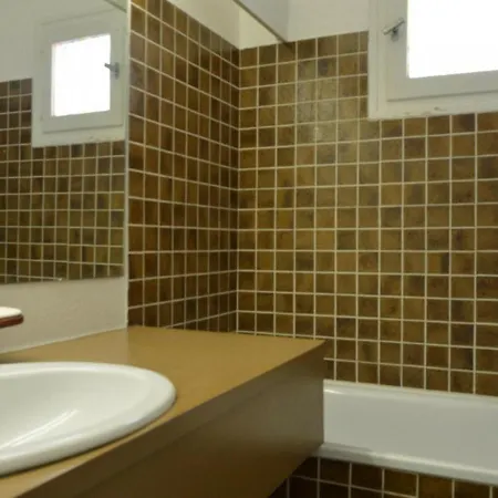 Apartment 3 Pieces, Piscine, A 100m De La Plage, Avec Garage Privatif, Cap D'agde - Fr-1-249-192 Agde